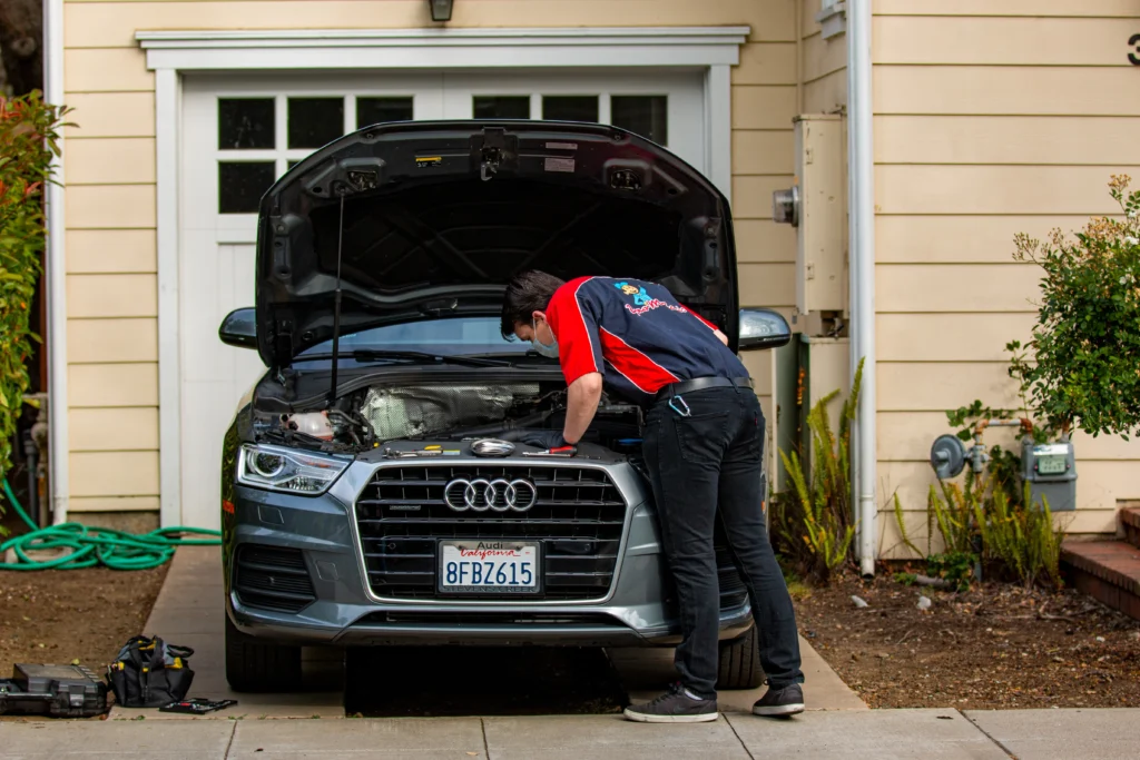 Mobile Car Mechanics: A Lifesaver for Roadside Emergencies